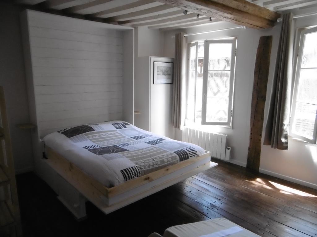 Le Clocher Sainte Catherine Leilighet Honfleur Rom bilde