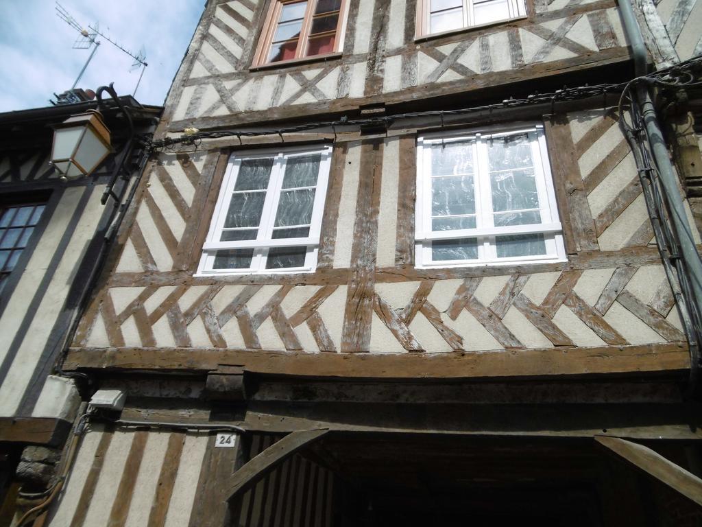 Le Clocher Sainte Catherine Leilighet Honfleur Rom bilde