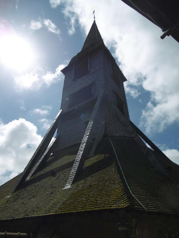 Le Clocher Sainte Catherine Leilighet Honfleur Rom bilde